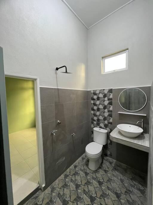 Majestic Homestay - Pasir Puteh Extérieur photo